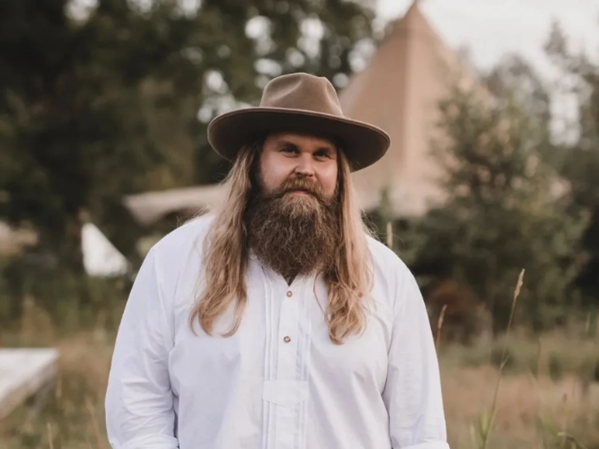 Chris Kläfford Bio: 36 Years, Idol Power Surge & Net Worth (2025)